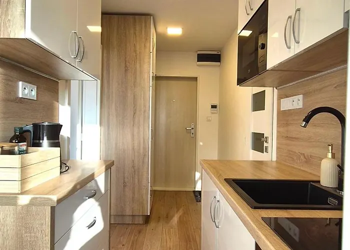 Skyview Apartment, Center Apartment